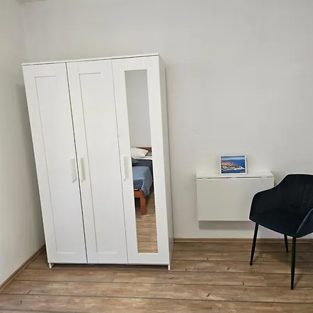 Mirko Apartment *