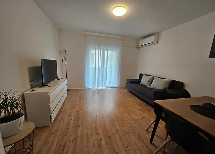 Mirko Апартаменты Задар